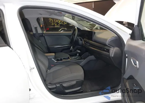 2025 Kia K4 Lx from USA, damaged, VIN 3KPFT4DE2SE014300